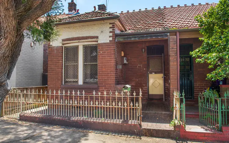 6 Albany Road, Stanmore NSW 2048