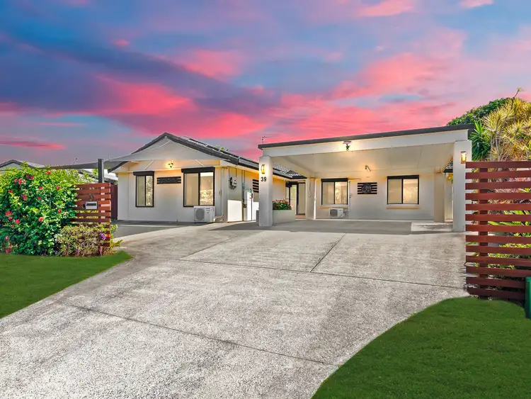 39 Rumrunner Street, Mermaid Waters QLD 4218