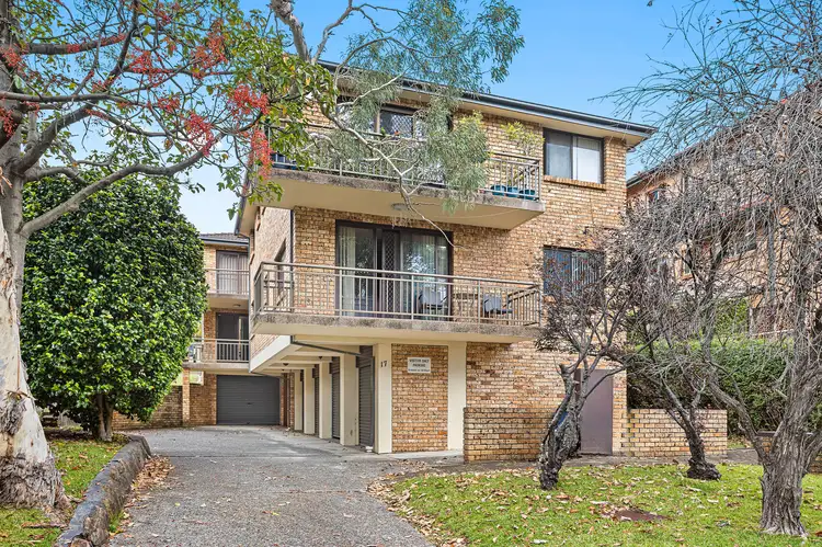 2/17 Edward Street, Wollongong NSW 2500
