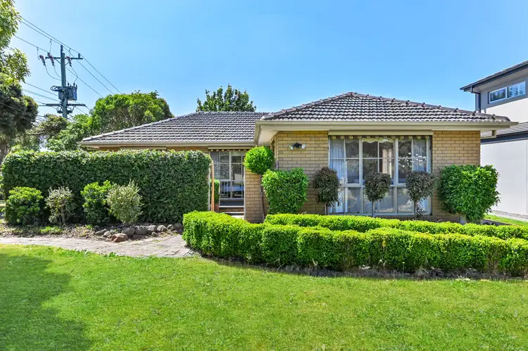 Main view of Homely house listing, 2 Kellaway Street, Mount Waverley VIC 3149
