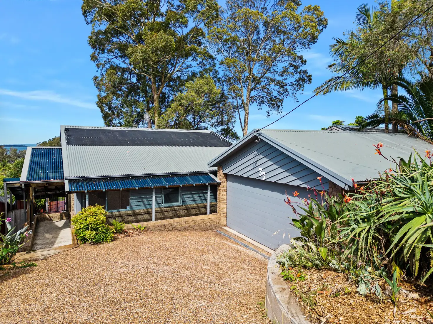 Main view of Homely house listing, 33 Donegal Road, Berkeley Vale NSW 2261