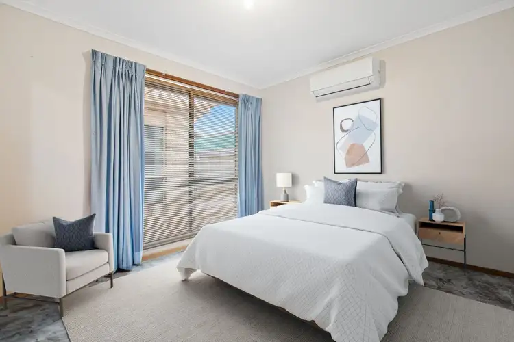 Fifth view of Homely house listing, 1/5 Queensbury Way, Werribee VIC 3030