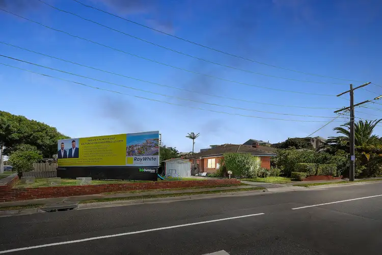 Seventh view of Homely house listing, 5 Nepean Highway, Aspendale VIC 3195