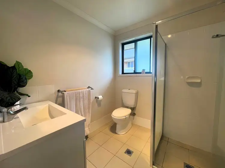 Seventh view of Homely house listing, 8 Simona Close, Griffith NSW 2680