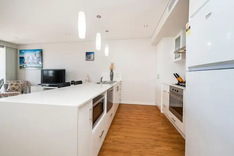 Fifth view of Homely house listing, 2/61 Rockingham Beach Road, Rockingham WA 6168