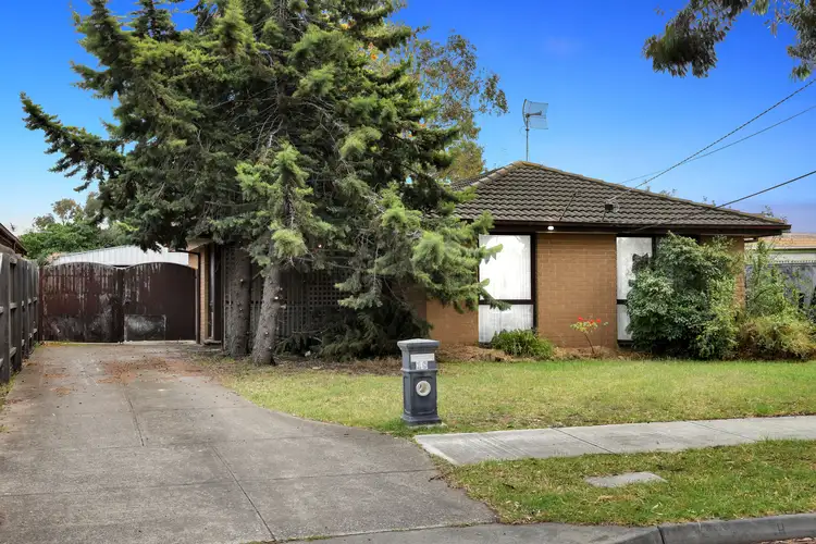 18 Gordon Avenue South, Altona Meadows VIC 3028