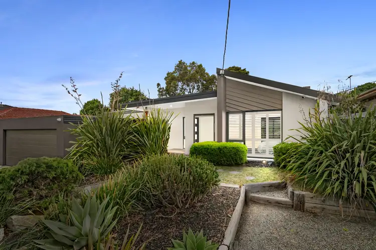 36 Croydon Hills Drive, Croydon Hills VIC 3136