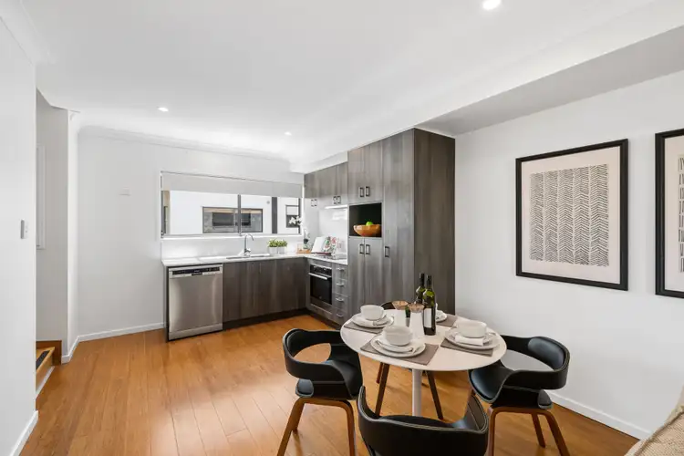 Fifth view of Homely townhouse listing, 2/272 Nursery Road, Holland Park QLD 4121
