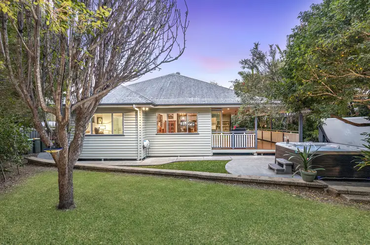 79 Glindemann Drive, Holland Park QLD 4121