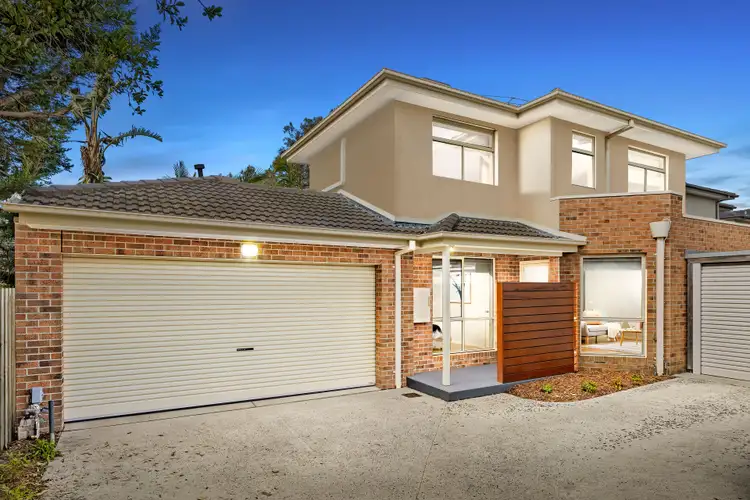 2/4 Burchall Crescent, Rowville VIC 3178