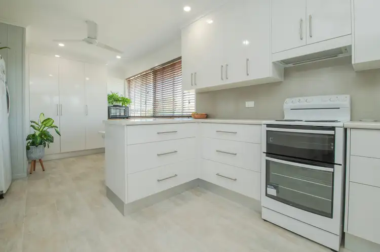 3 Beak Place, Biloela QLD 4715