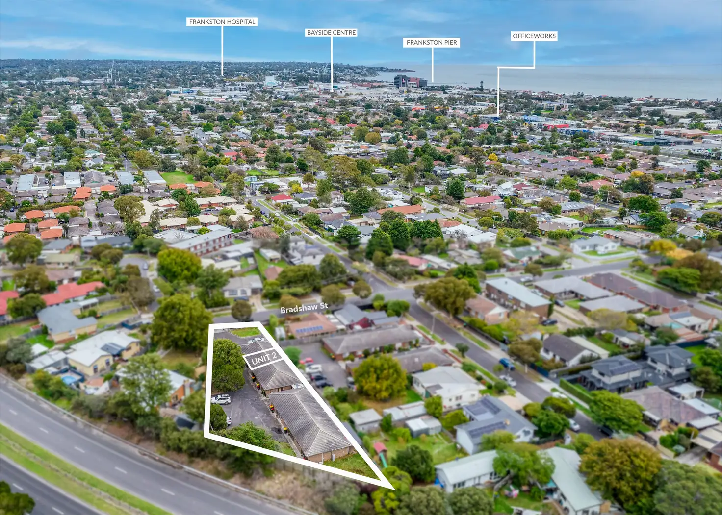 Main view of Homely unit listing, 2/19 Bradshaw Street, Frankston VIC 3199