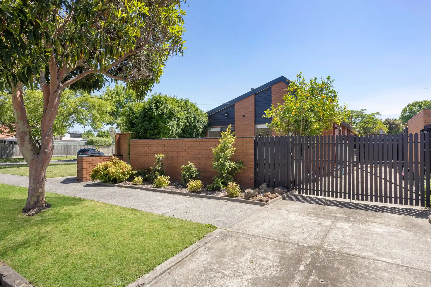 Main view of Homely unit listing, 3/27 Latrobe Street, Hughesdale VIC 3166