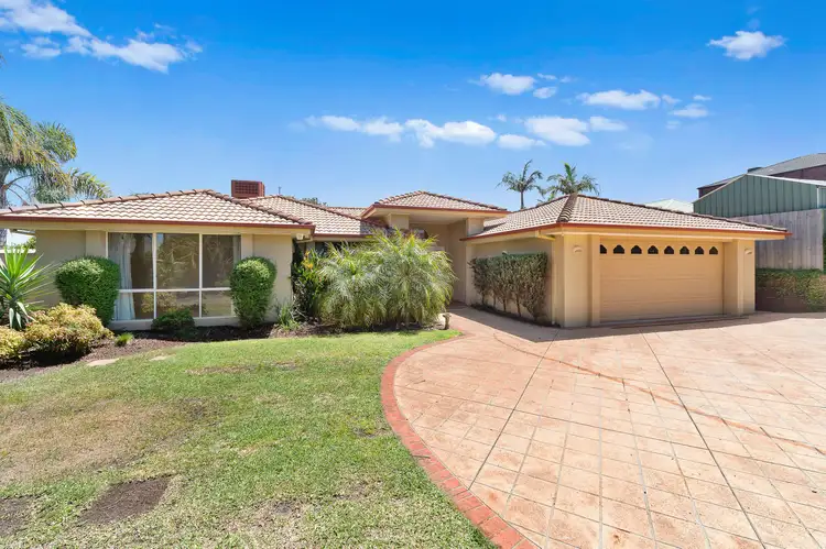 10 Blue Gum Mews, Langwarrin VIC 3910