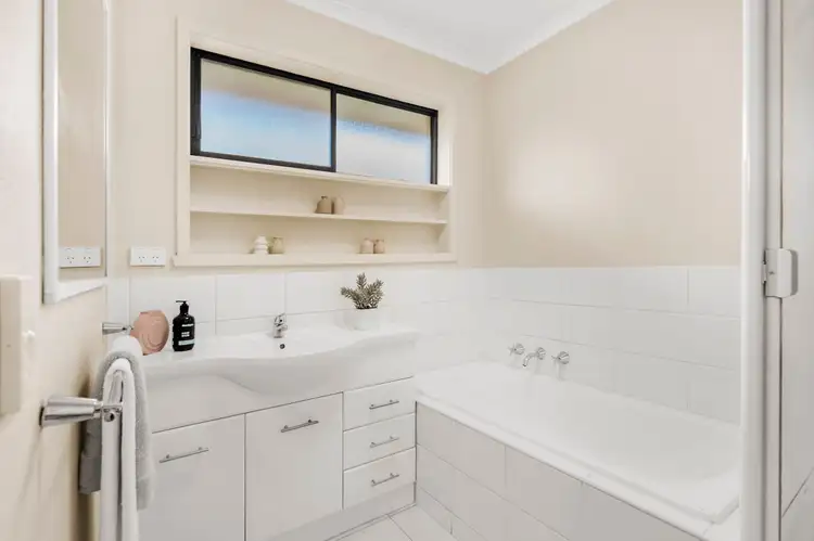 Fifth view of Homely townhouse listing, 2/1767 Dandenong Road, Oakleigh East VIC 3166
