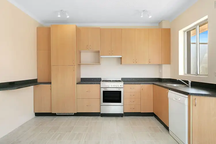 Third view of Homely apartment listing, 14/43 Ocean View Road, Freshwater NSW 2096