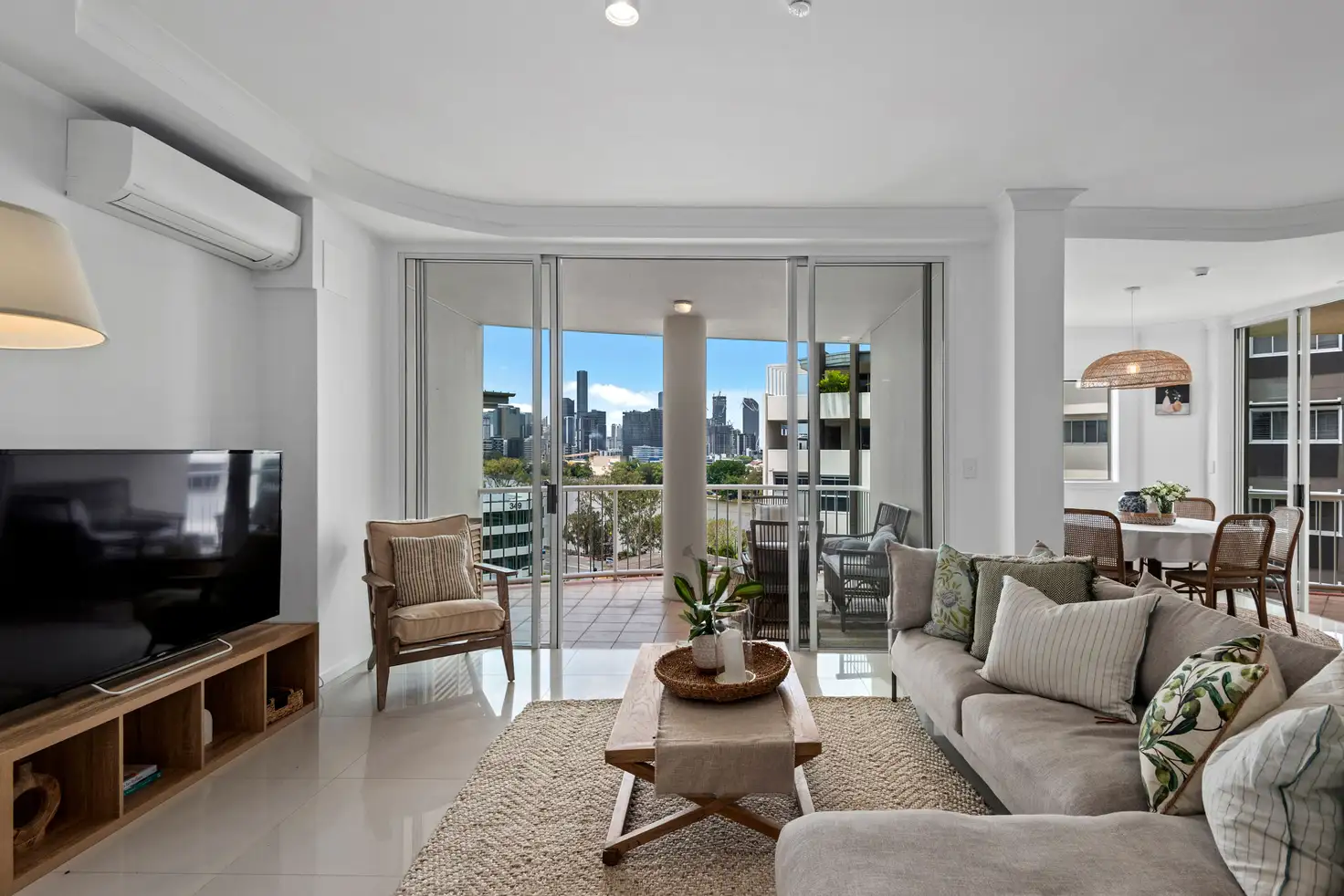 Main view of Homely unit listing, 25/18 Dunmore Terrace, Auchenflower QLD 4066