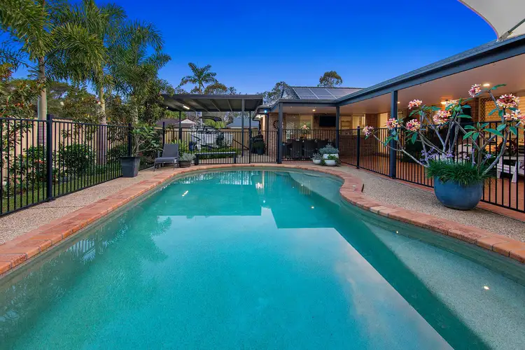 8 Nisbet Place, Merrimac QLD 4226