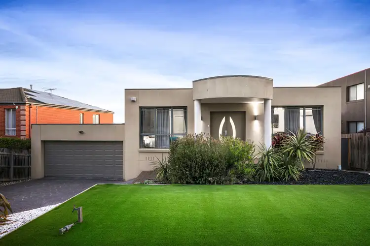 7 Helmsdale Crescent, Greenvale VIC 3059