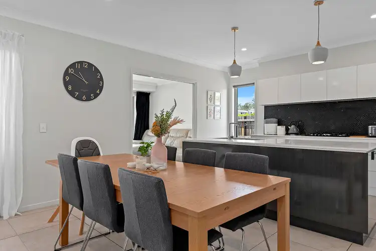 Sixth view of Homely house listing, 12 Sevenhill Place, Doolandella QLD 4077