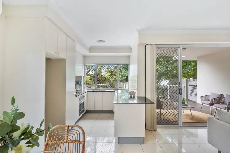 Sixth view of Homely unit listing, 1/17 Cardross Street, Yeerongpilly QLD 4105