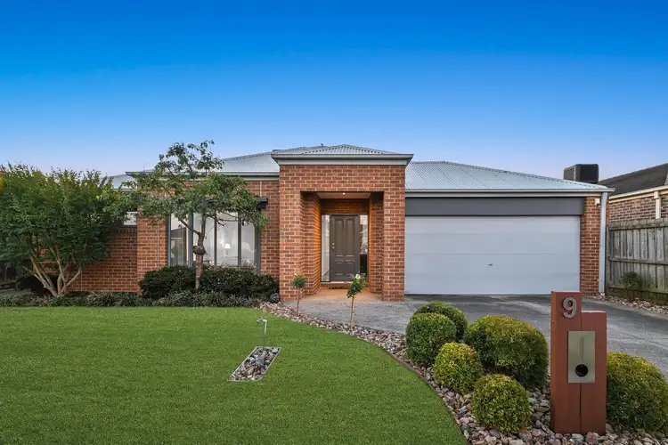 9 Els Court, Berwick VIC 3806