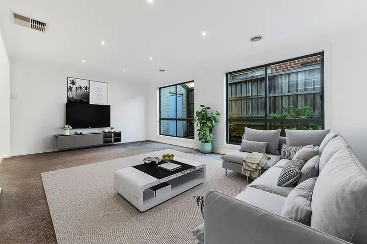 Third view of Homely house listing, 5 Halifax Drive, Berwick VIC 3806
