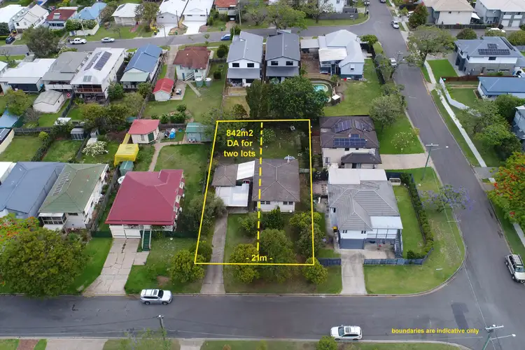 34 Saint Clements Road, Oxley QLD 4075