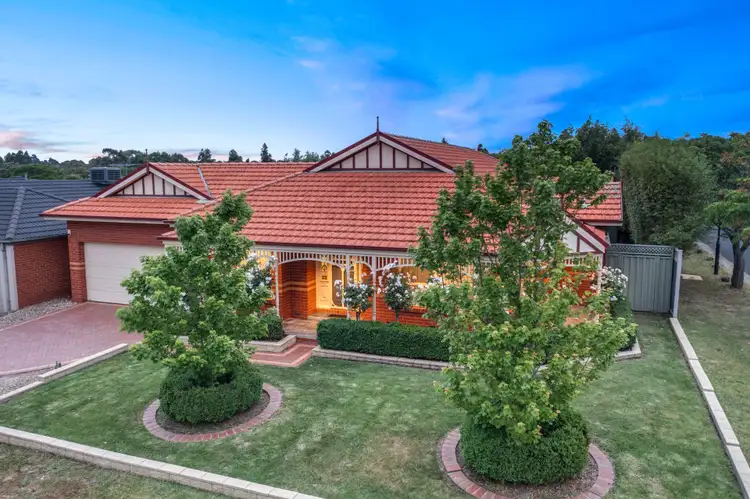 Second view of Homely house listing, 15 Olympic Way, Craigieburn VIC 3064