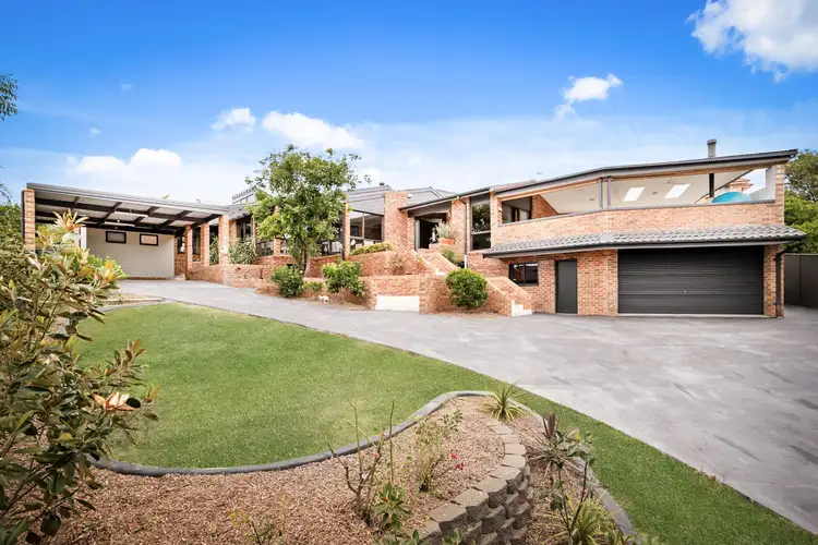 46 Crestwood Drive
