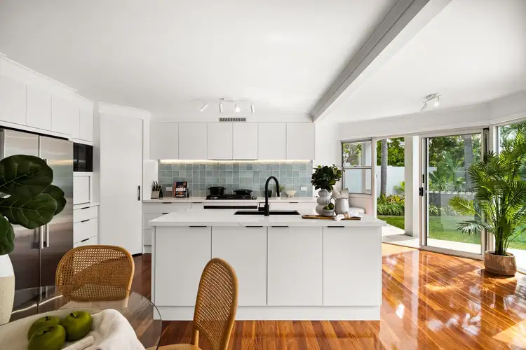 Second view of Homely house listing, 2 Thalia Court, Corinda QLD 4075