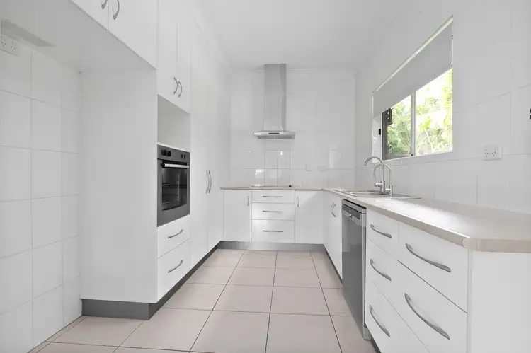 Fifth view of Homely house listing, 24 Colleen Avenue, Emerald QLD 4720