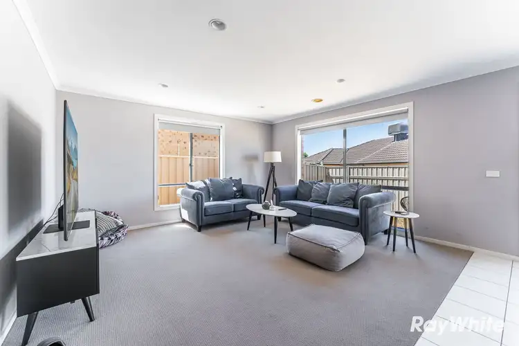 Fifth view of Homely house listing, 9 Kai Close, Epsom VIC 3551
