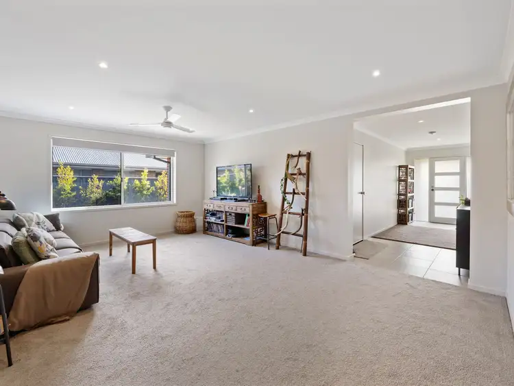 Fifth view of Homely house listing, 8 Mowbray Court, Wonthaggi VIC 3995