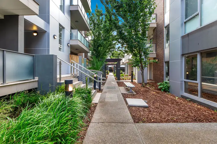 209/436 Stud Road, Wantirna South VIC 3152