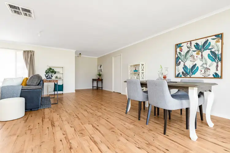Fifth view of Homely house listing, 6 Helen Court, Mildura VIC 3500