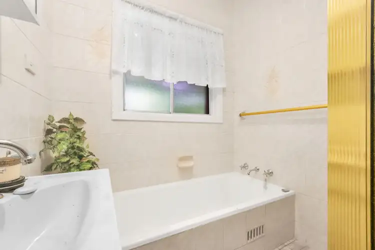 Sixth view of Homely house listing, 15 Mamre Road, St Marys NSW 2760