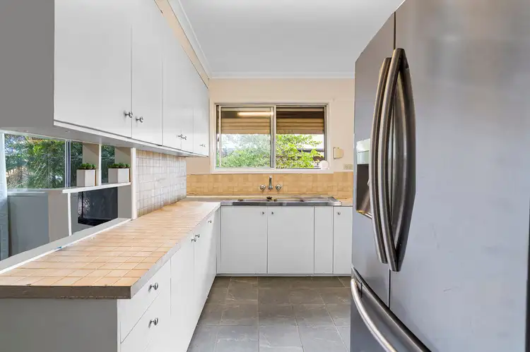 Second view of Homely house listing, 8 Kelvin Street, Woodridge QLD 4114