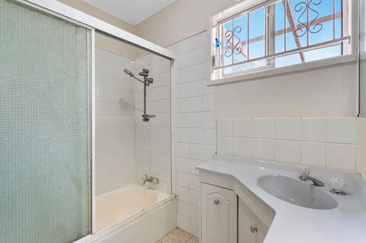 Fifth view of Homely house listing, 8 Kelvin Street, Woodridge QLD 4114