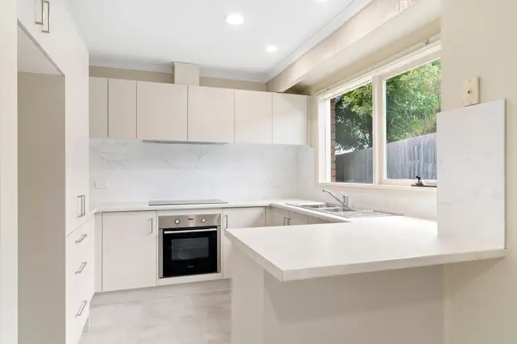 Fifth view of Homely house listing, 3 Parkleigh Court, Langwarrin VIC 3910