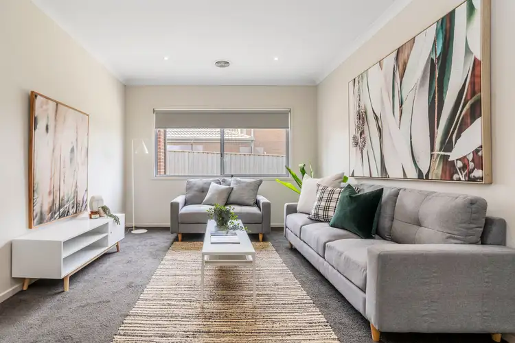 Second view of Homely house listing, 6 Leo Court, Bannockburn VIC 3331