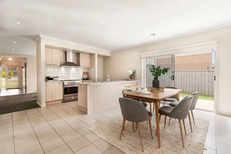 Fifth view of Homely house listing, 6 Leo Court, Bannockburn VIC 3331