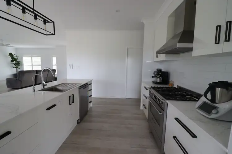 Fifth view of Homely house listing, 14-16 Turvey Court, St George QLD 4487
