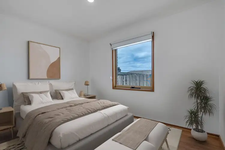 Fifth view of Homely house listing, 2 Banbury Crescent, Craigieburn VIC 3064