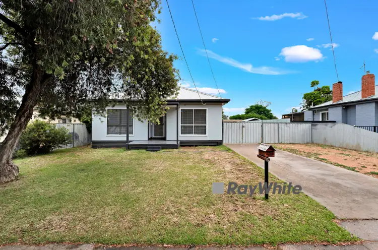 16 Baylee Avenue