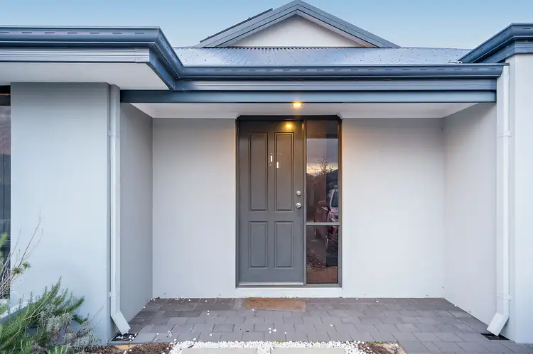 Second view of Homely house listing, 8 Ornate Glade, Aveley WA 6069