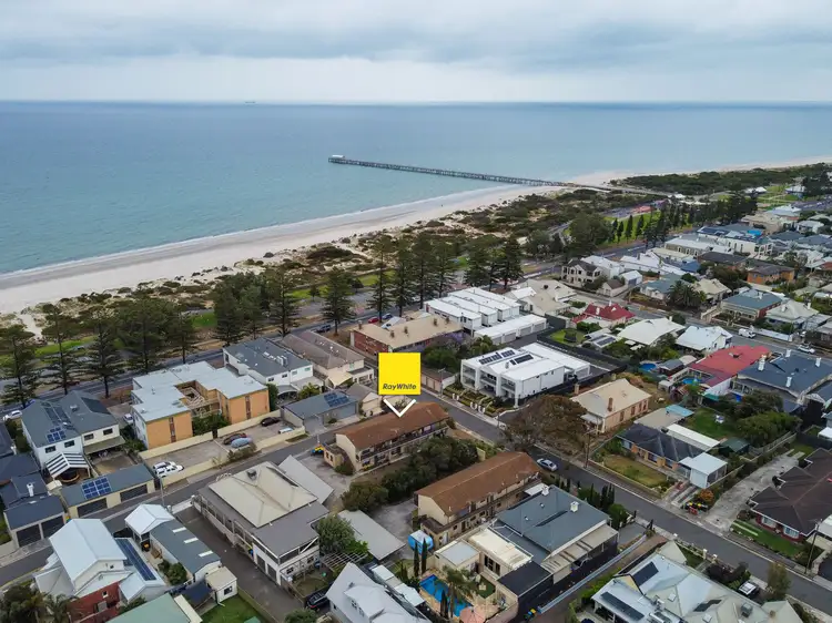 2/10 Albert Street, Semaphore SA 5019