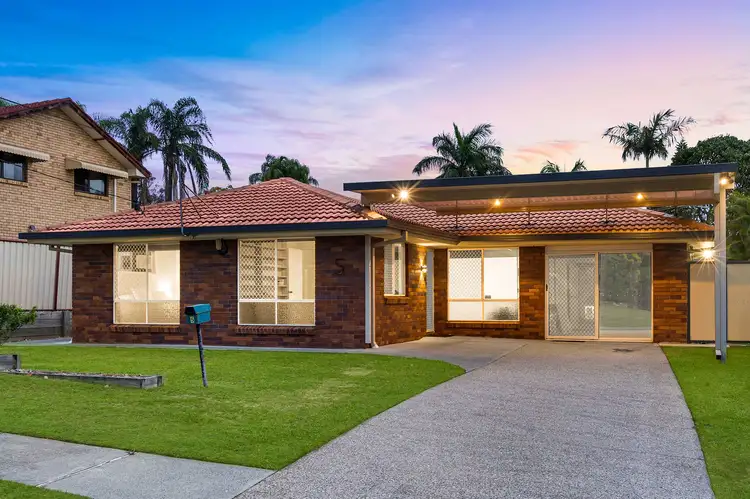 5 Volant Street, Regents Park QLD 4118
