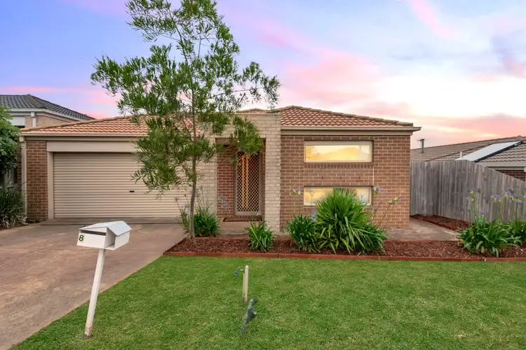 Main view of Homely house listing, 8 Alapont Close, Pakenham VIC 3810