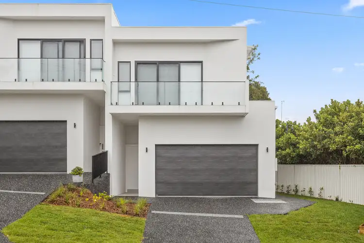 2B Lexburn Avenue, West Wollongong NSW 2500
